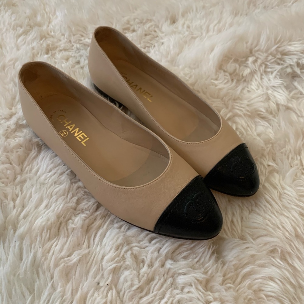 Authentic Chanel ballet flats
